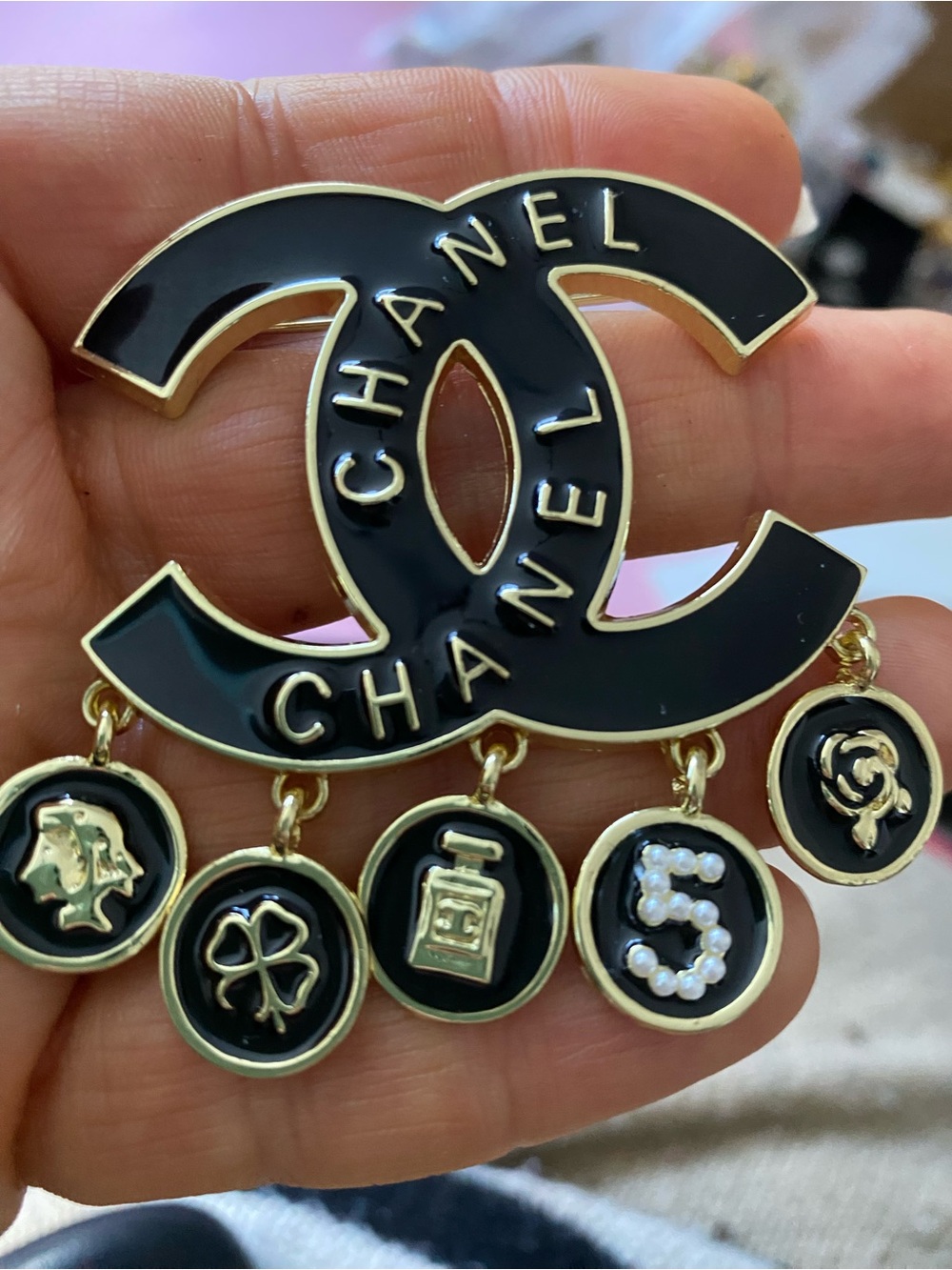 Fashion Unbranded Black and Gold Double C Charm Dangle Brooch
